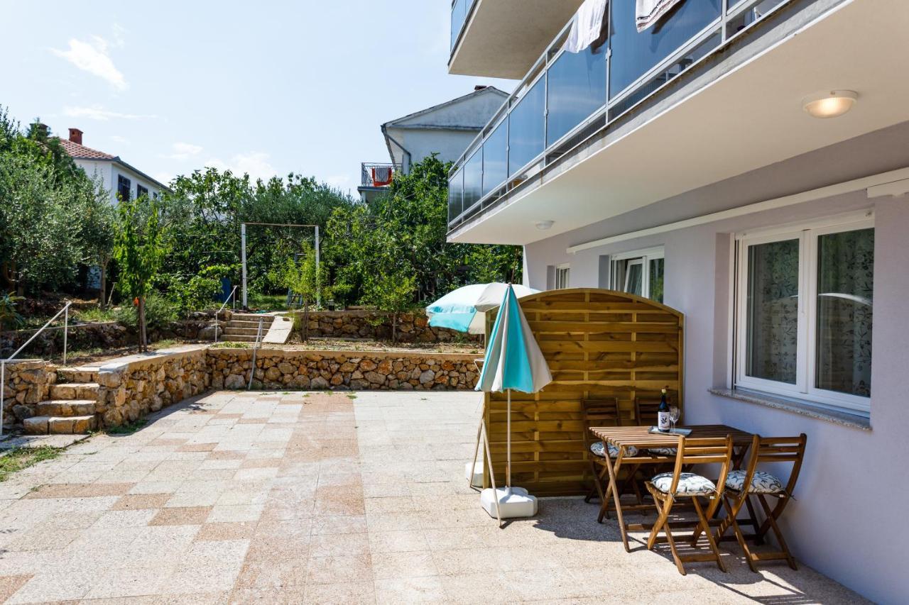 Golden Island Apartments Krk Town Dış mekan fotoğraf